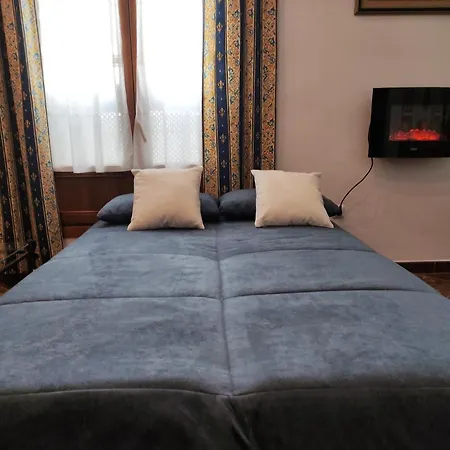 Entretorres. Casa-duplex En Centro Historico. * קרמונה